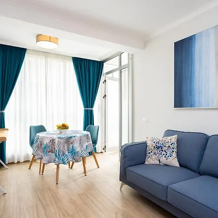 아파트 Home2book Bright Drago Terrace Near